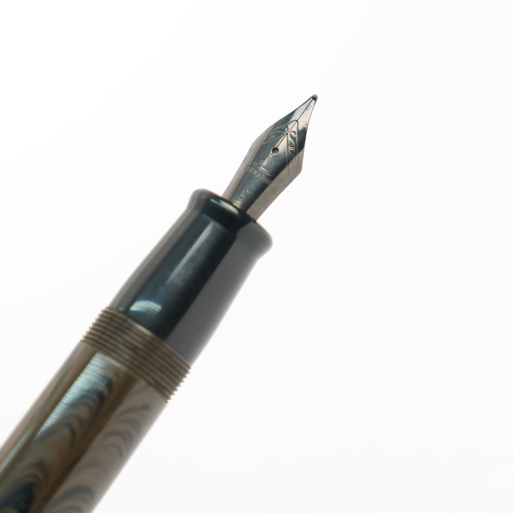 Ebonite King of Pen