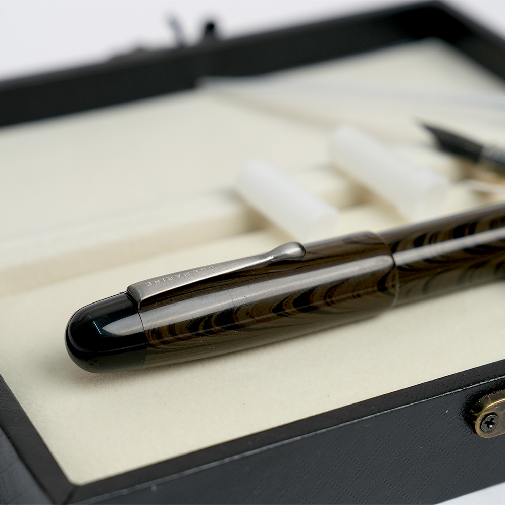 Ebonite King of Pen